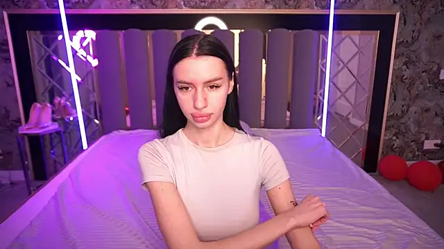 Chat +18 de Snow_WhiteeeX ao vivo