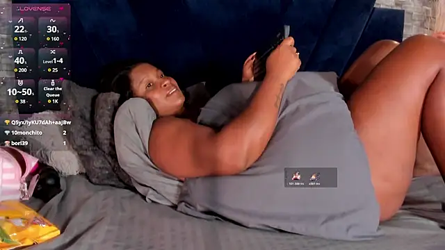 Онлайн чат XXX Emily_Brown18