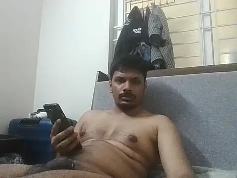 Bakasur_19 Adlı Modelin Canlı XXX Sohbeti