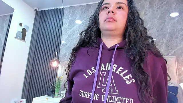 ArielleWilde: онлайн-секс-чат