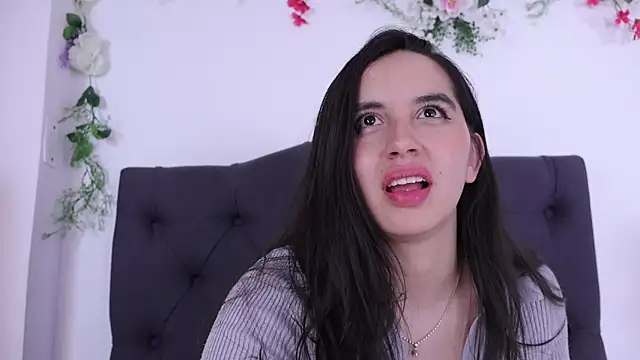 kaylee_lee – Naživo XXX chat