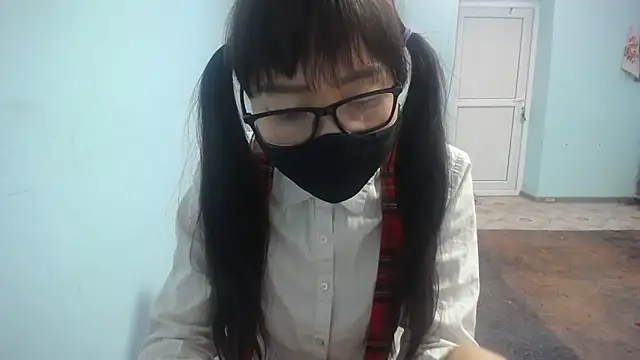 Živý XXX chat elllaaxx