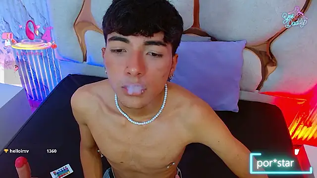 osamu_tay Chat XXX in diretta