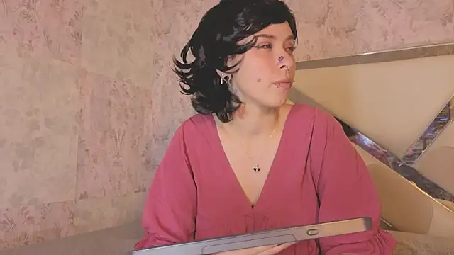 Benny_and_Mark Adlı Modelin Canlı XXX Sohbeti