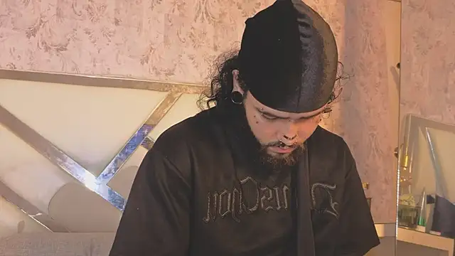 Chat +18 de Benny_and_Mark ao vivo