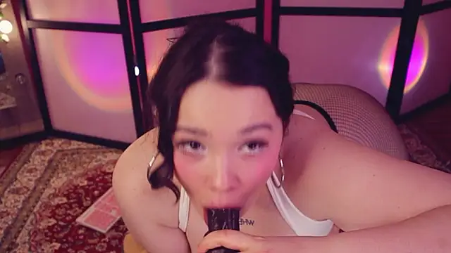 Chery_Lady22: онлайн-секс-чат