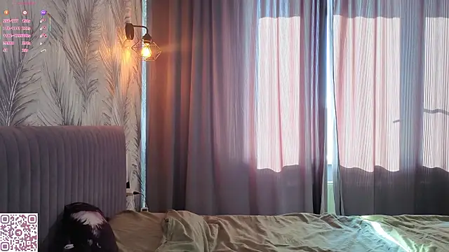 ElvinaRoseのライブXXXチャット