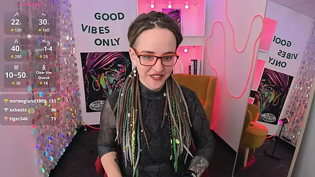 Chat +18 de LisaFoxy_y ao vivo