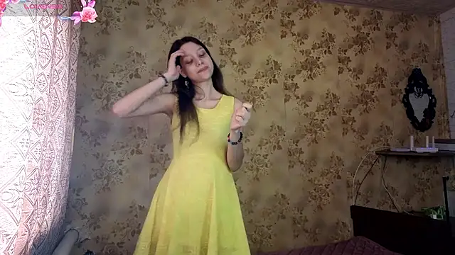 QutieDaSweet Show in webcam