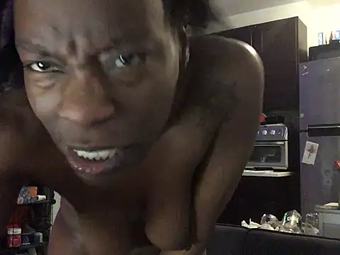 Chatroom XXX en direct de littyleesh1