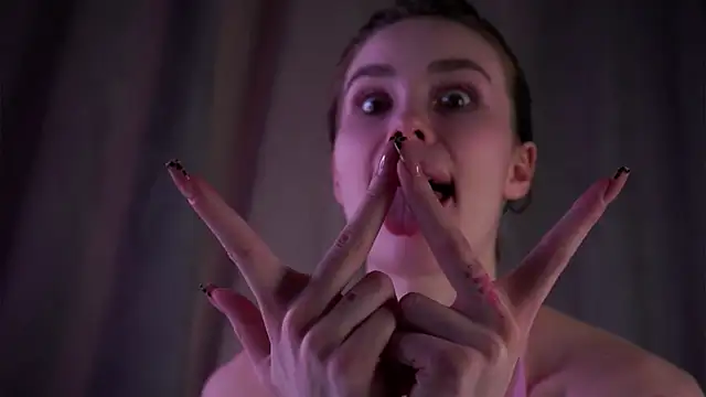 Chat XXX ao vivo de MonetLeitman