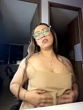 Im_sophiie Chat XXX live