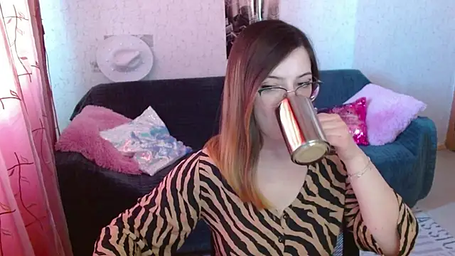 Arielsssplash 即時 XXX 聊天