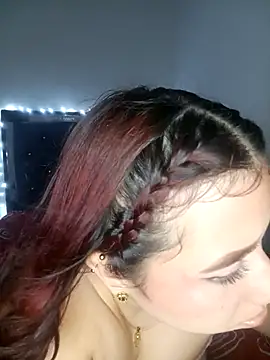 Chloe_Sky_love: απευθείας συνομιλία ΧΧΧ