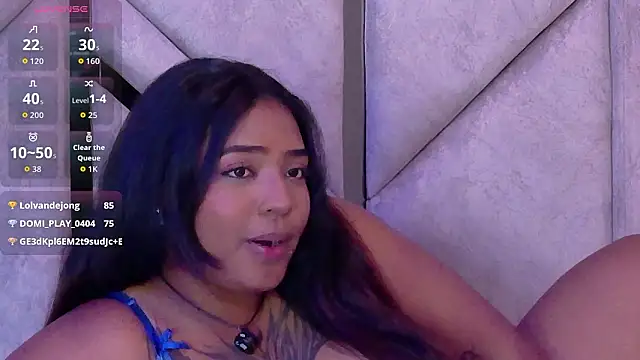 Cristal-Jonnes Adlı Modelin Canlı XXX Sohbeti