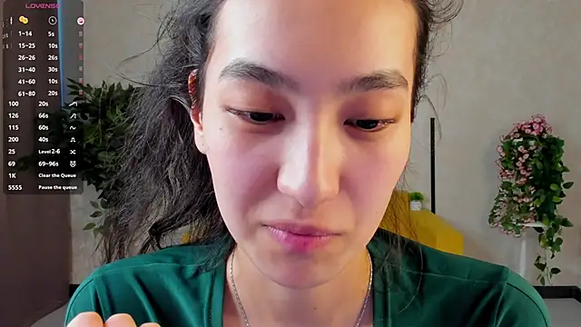 FlirtyAura Chat XXX live