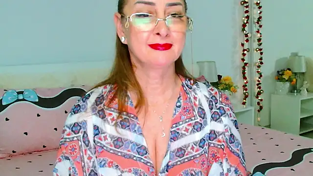 Tyana40 Chat XXX live