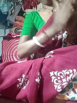 Sweet-runi Pertunjukan Webcam