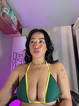 AsianMilfSheryl webkamerás műsora