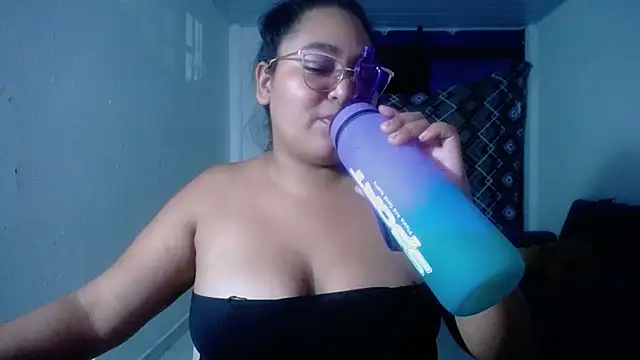 sirena_15 – Naživo XXX chat