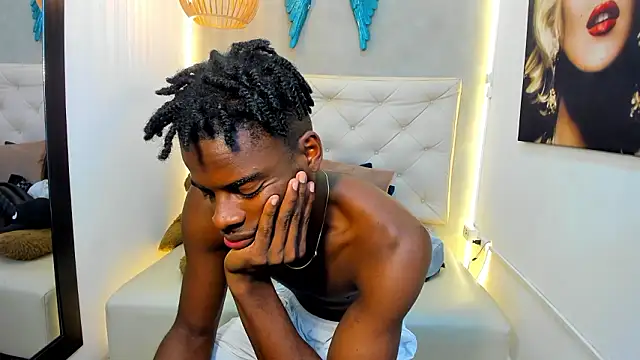 royce_ebony's Live XXX Chat