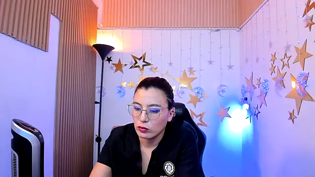 دردشة allison_mc الجنسية المباشرة