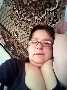 MilaCold5443のライブXXXチャット