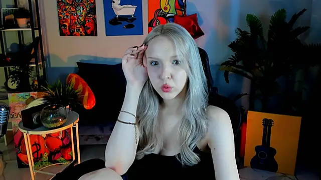MaoqiBeverly Chat XXX live