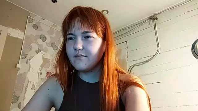 DinaFirebird élő XXX-chatje