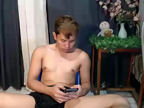 Chatroom XXX en direct de Baby_Maxxx