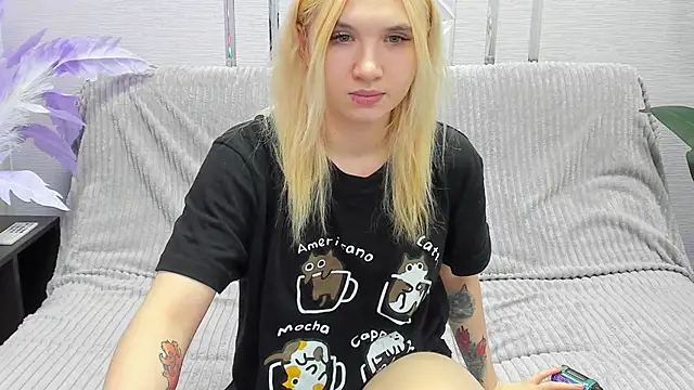 โชว์เว็บแคมของ Naomi_Blondie