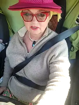 Hot-Muci Chat XXX live