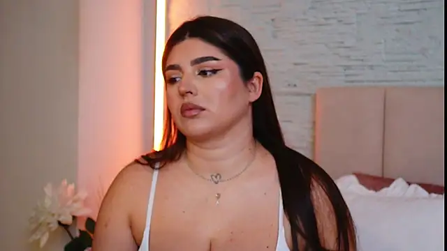 RachelSwaan: онлайн-секс-чат