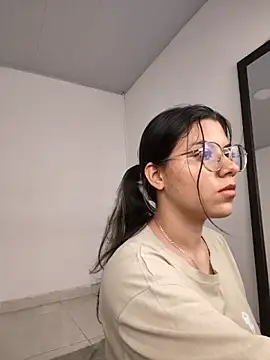 Chat XXX en directo de harper_ks