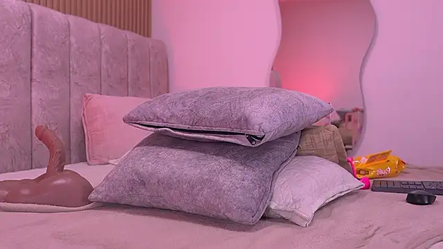 Czat XXX na żywo – violeta_aroca