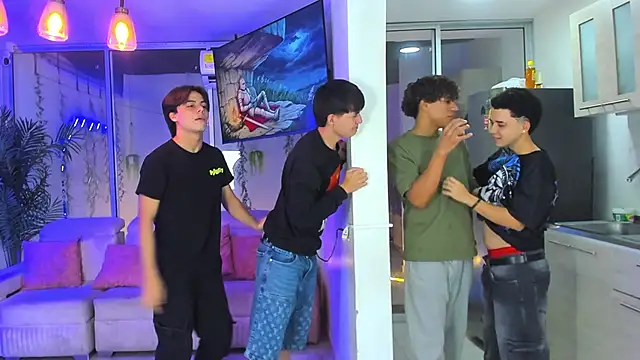 Houseofwarrios' Live XXX Chat