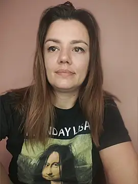 Webkamerová show KrissSexi