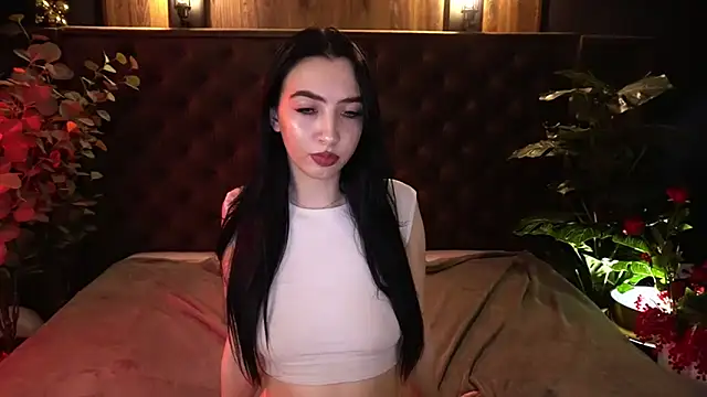 Chat +18 de WildKittenX_ ao vivo