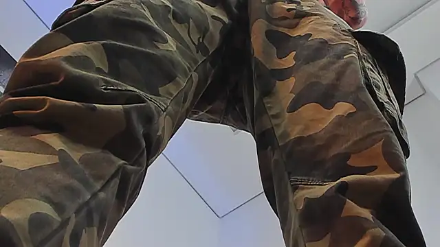 Angelo_Varek 网络视讯表演