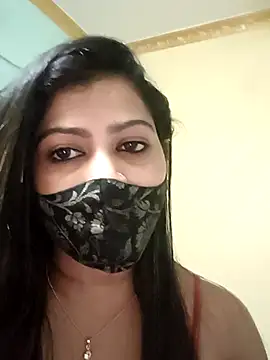 SANAYA_ROY Adlı Modelin Canlı XXX Sohbeti