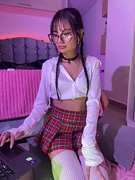 Онлайн чат XXX _Lucycherry