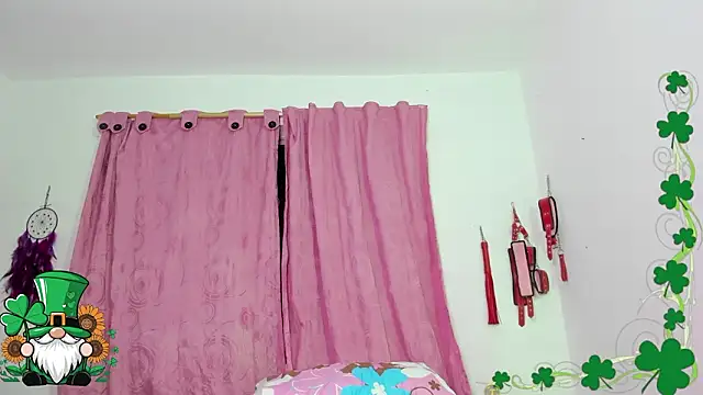 QUEEN_MANDY_BBW Adlı Modelin Canlı XXX Sohbeti