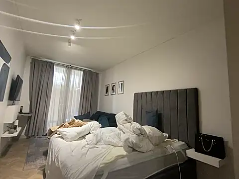 XXX chat uživo modela MissLola27