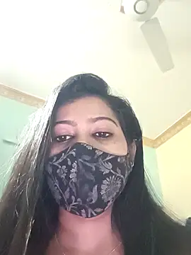 Chat +18 de SANAYA_ROY ao vivo