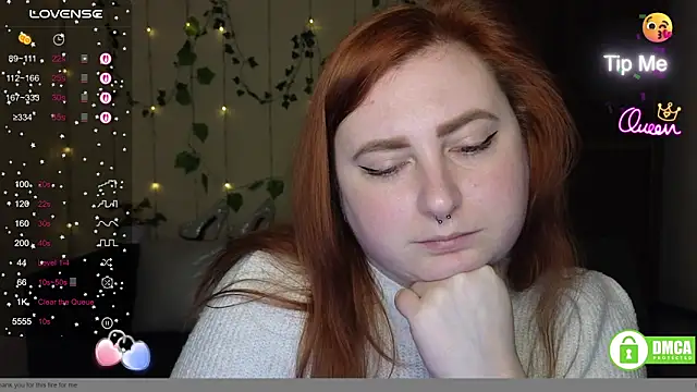 Chat +18 de Alicia_love00 ao vivo