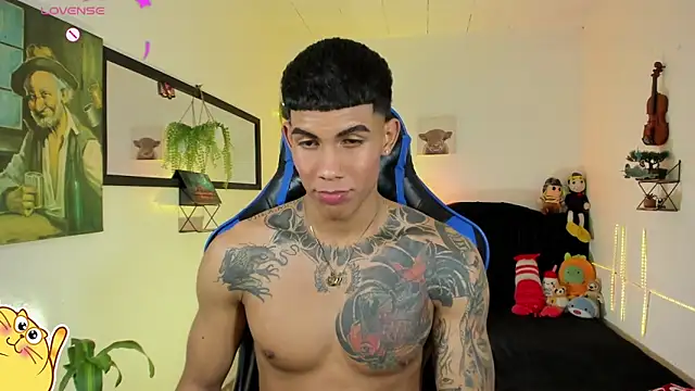 Damian_latinxxx 即時 XXX 聊天