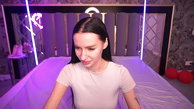 Snow_WhiteeeX লাইভ XXX চ্যাট