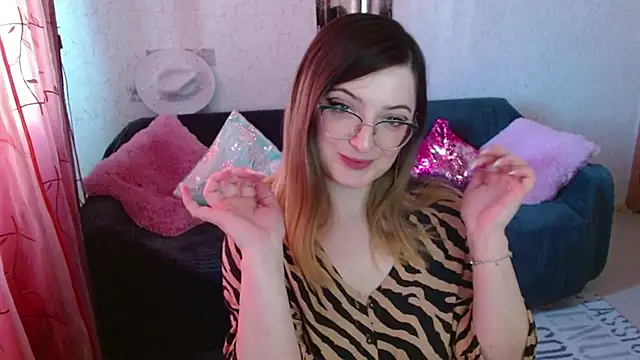 Arielsssplash Adlı Modelin Canlı XXX Sohbeti