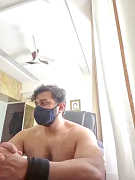 kaizercool1 élő XXX-chatje