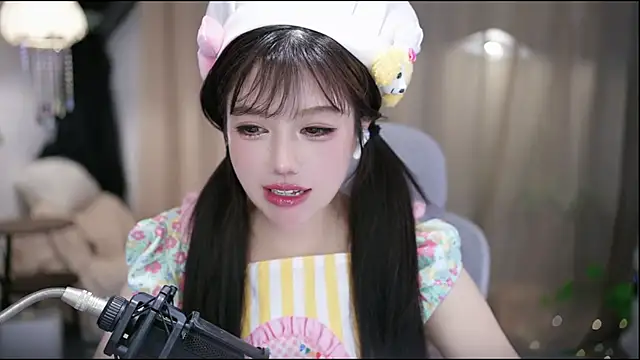 Cecily 现场XXX聊天